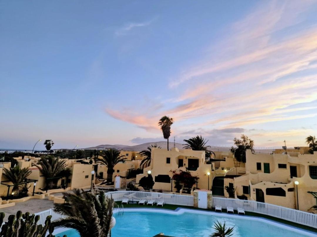 Apartamento Con Jacuzzi Vistas A La Piscina Costa Calma Exterior foto